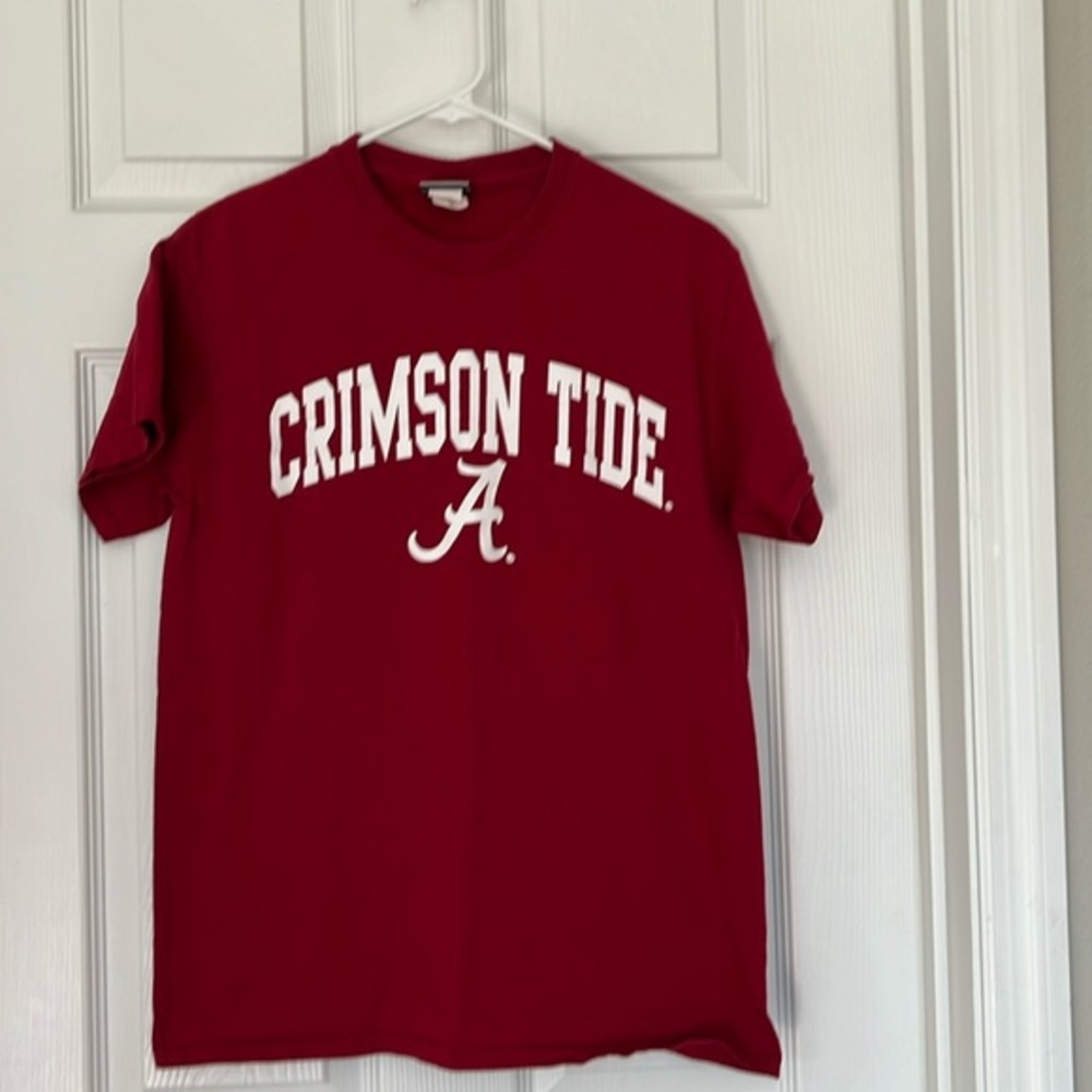 MV Sport mens Alabama Crimson Tide tee shirt